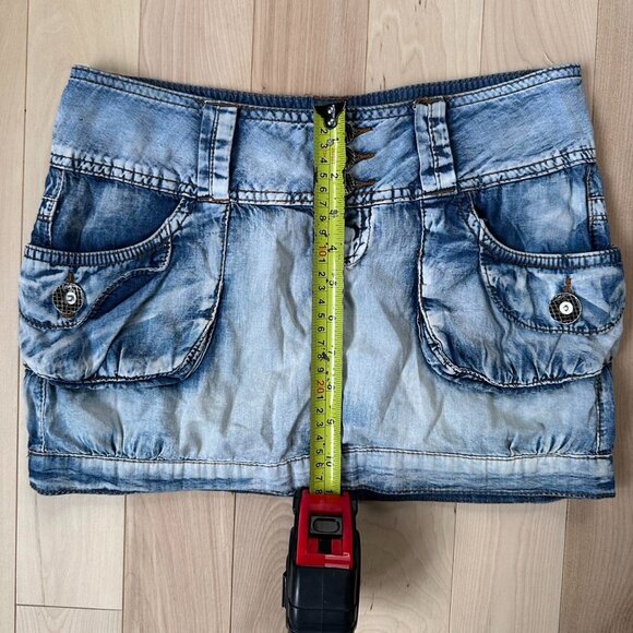 Y2K Banded Hem Denim Mini Skirt - Foxy Jeans (2000s) - Picture 5 of 8